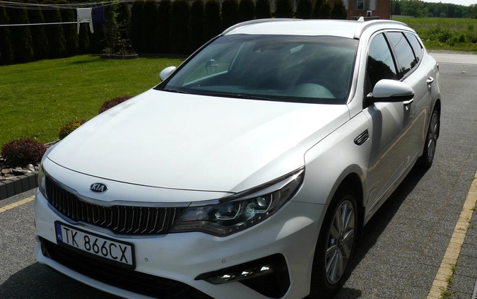 Kia Optima cena 69900 przebieg: 199000, rok produkcji 2019 z Kielce małe 781